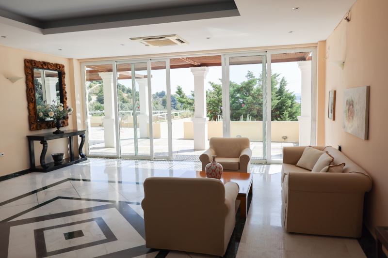    Kanapitsa Mare Hotel Lobby