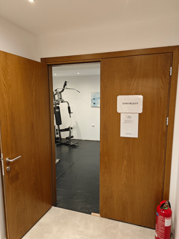 gym, hotel,