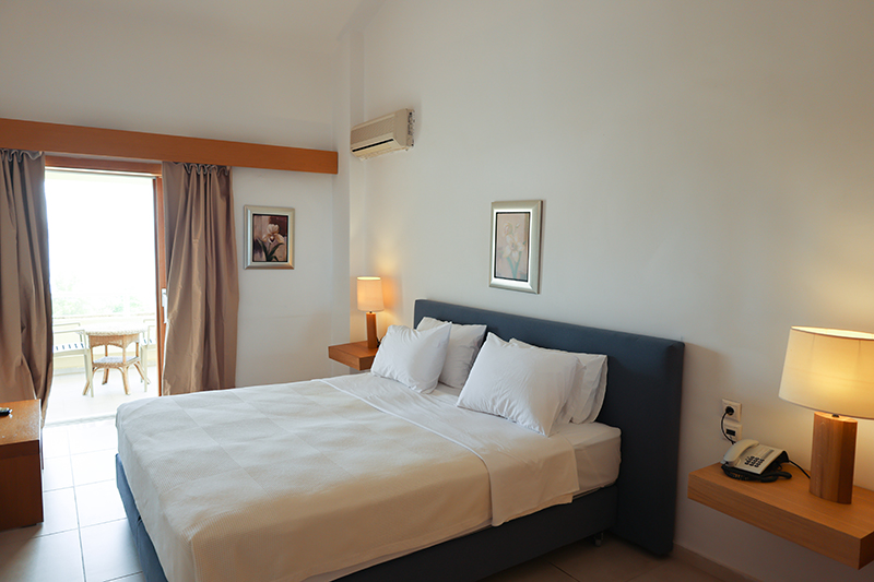 skiathos deluxe1